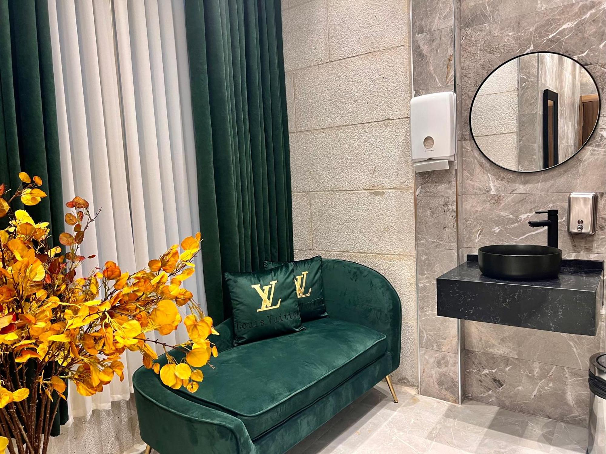 Reggenza Hotel Downtown Рамала Екстериор снимка